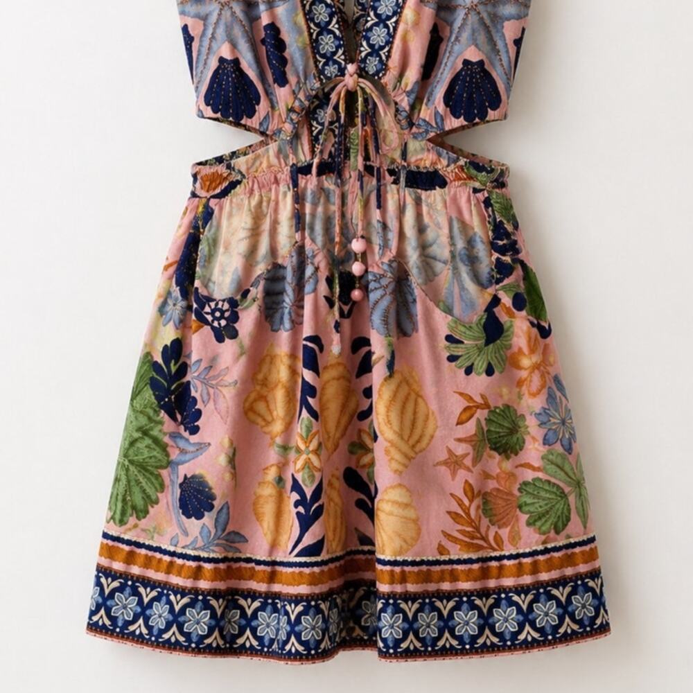 FARM Rio Tapestry Seashell Print Linen Blend Cutout Mini Dress Size Small - Picture 5 of 7
